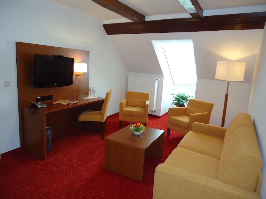 Hotel Gasthof Posthalter Цвизел Стая снимка