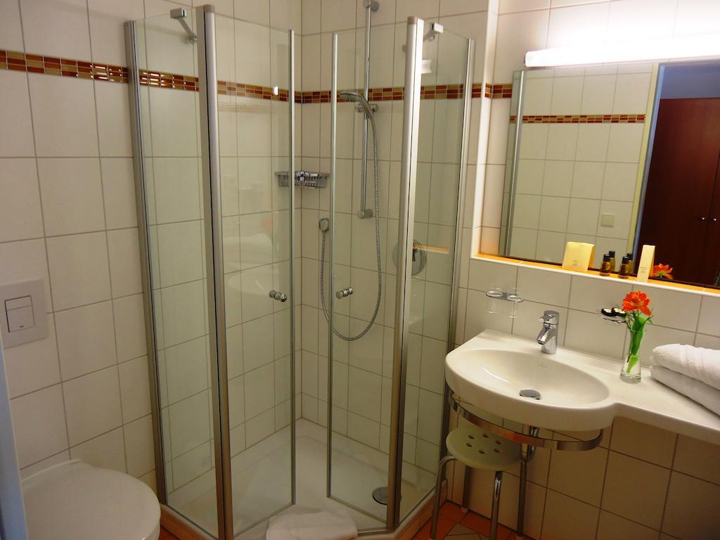 Hotel Gasthof Posthalter Цвизел Стая снимка