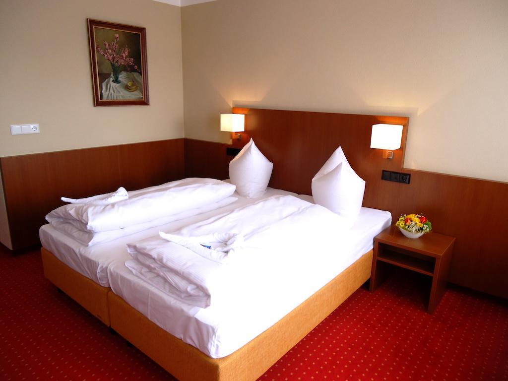 Hotel Gasthof Posthalter Цвизел Стая снимка